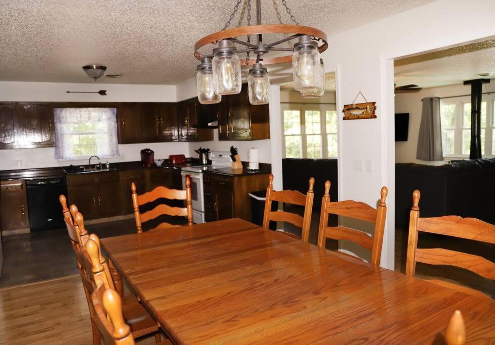 3 Bedroom Vacation Home Next To Silver Dollar City Branson Ngoại thất bức ảnh